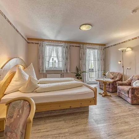 Zum Singenden Musikantenwirt Отель 3*