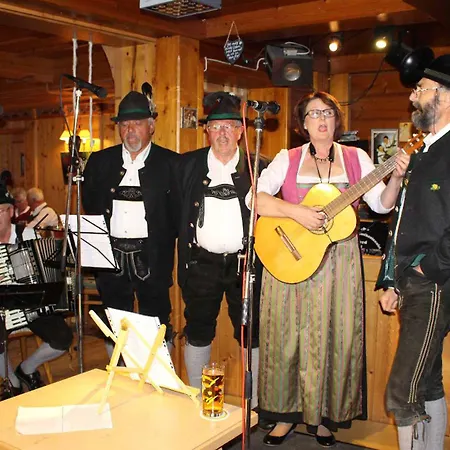 Zum Singenden Musikantenwirt Regen