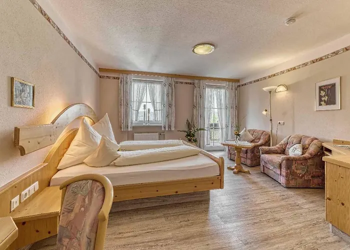Zum Singenden Musikantenwirt Hotel 3*