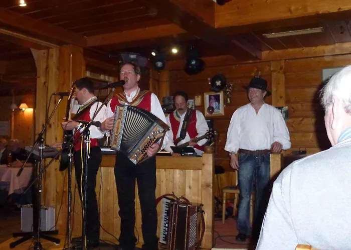 Hotel Zum Singenden Musikantenwirt 3*