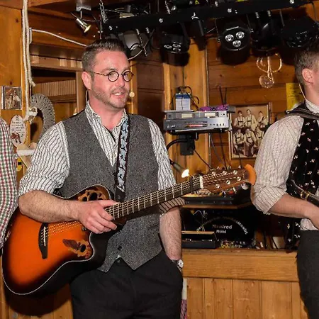 Zum Singenden Musikantenwirt Hotel Regen