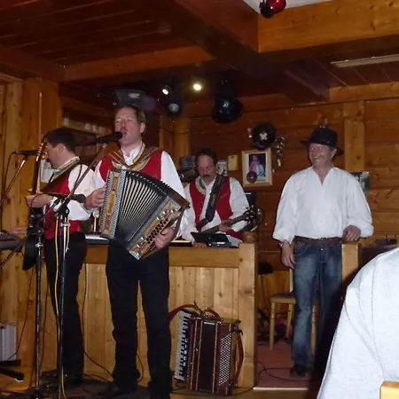 Hotel Zum Singenden Musikantenwirt 3*